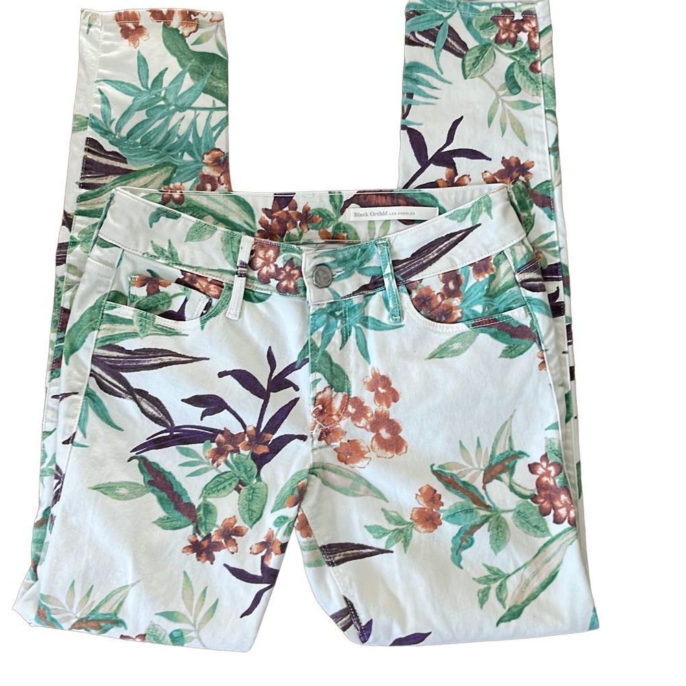 Floral Print Skinny Jeans in White and Green